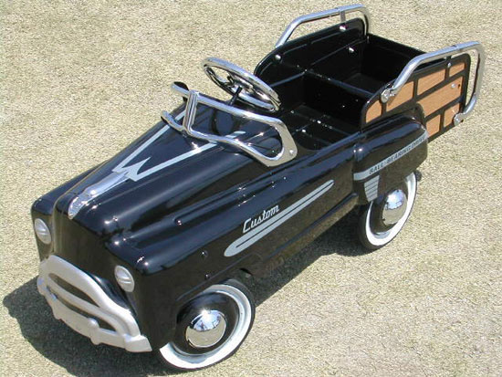 �y�_���J�[�E�u���b�N�E�G�X�e�[�g���S��